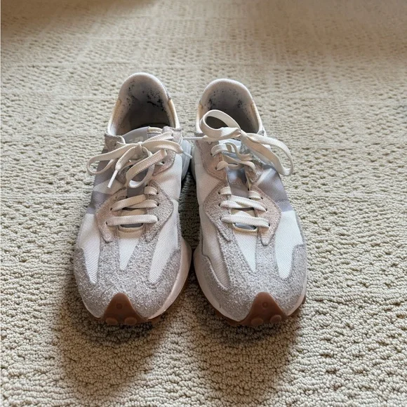 New Balance 327 Sneakers - Picture 2 of 5